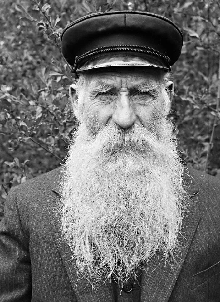 K. G. Persson, Gottfridsberg, LInköping, Östergötland, Sweden [(flickrlänk)](https://www.flickr.com/photos/swedish_heritage_board/5739451334/)