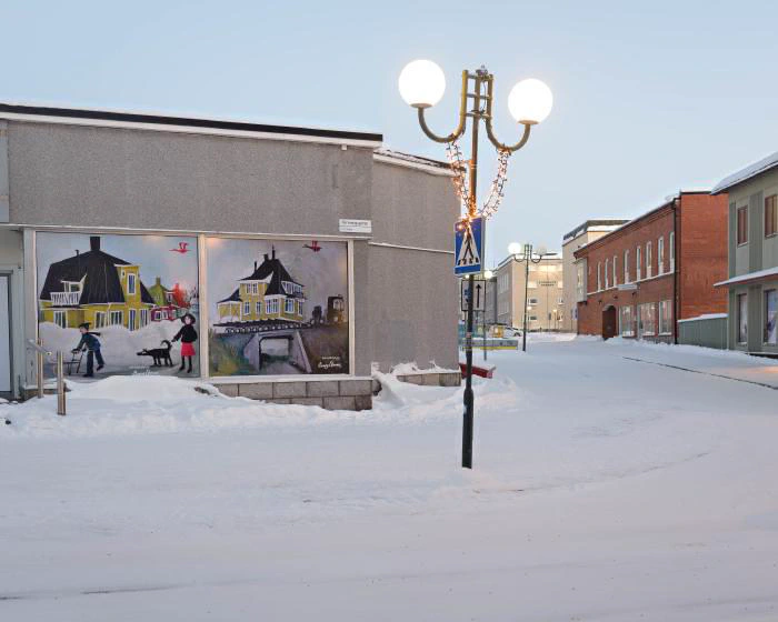 Gamla centrum, januari. Polarnatten ska precis till att ta slut.